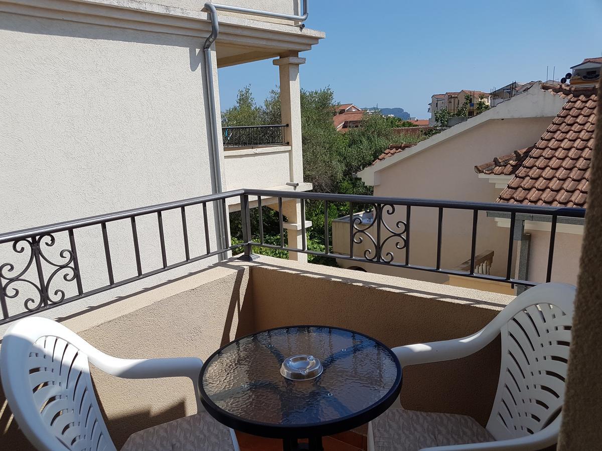 Apartments And Rooms Lijesevic Μπούντβα Εξωτερικό φωτογραφία